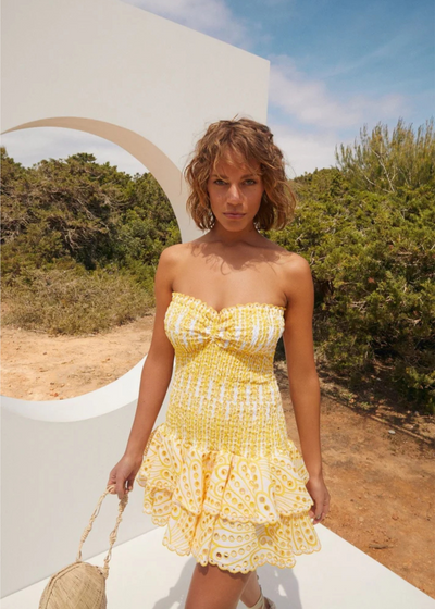 Sukienka Mini Dolly Grecja z Koronką