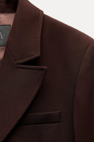 Olivia Oxford Czekoladowa Marynarka