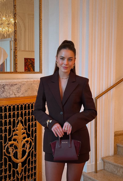 Olivia Oxford Czekoladowa Marynarka