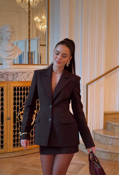 Olivia Oxford Czekoladowa Marynarka